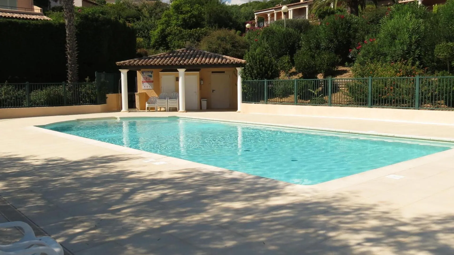 בית נופש סן-מקסים Maison 4 Pieces Avec Piscines A 250M Des Plages, 1Km Du Centre-Ville, Wi-Fi, Animaux Acceptes - Fr-1-780-13